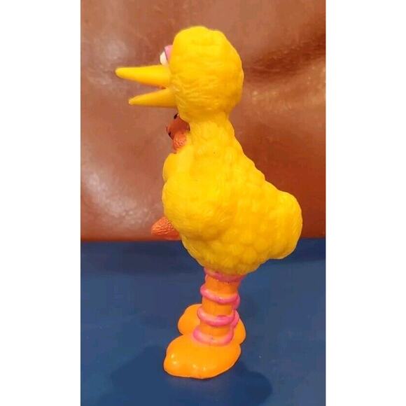 1997 Tyco Henson Bigbird Figure Replacement Toy Cake Topper Pretend Play - Picture 2 of 8
